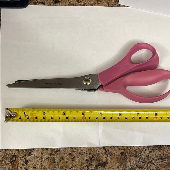 Fiskars Full Size Pinking Shears EUC - Picture 1 of 4